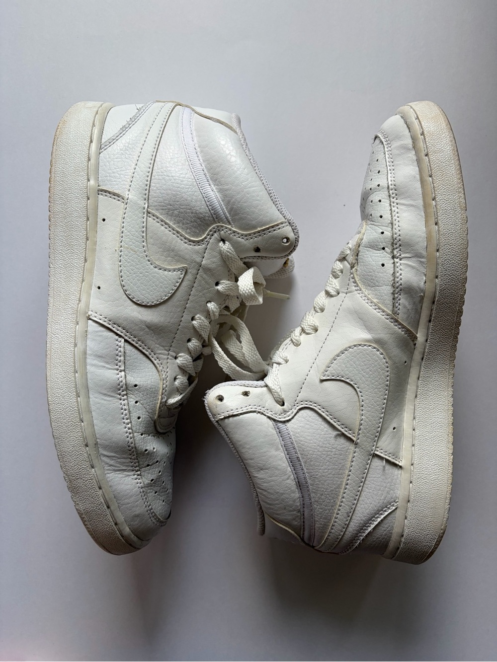 Nike Court Vision Mid in White. Size: 7.5 M